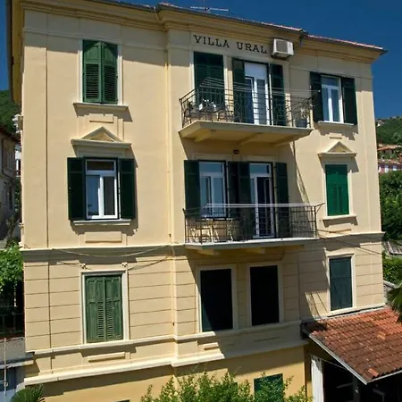 Opatija, City Center Abbázia